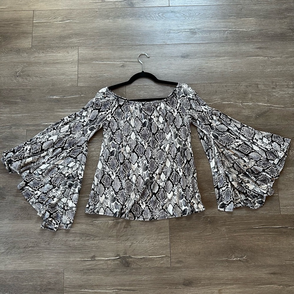 Snake Print off the shoulder top size medium